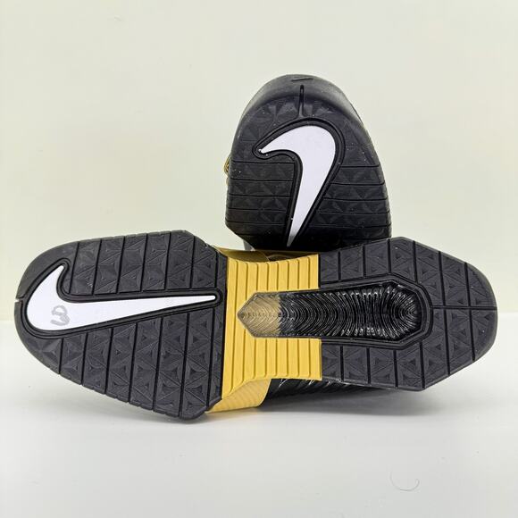 Nike Black and Gold Athletic Shoes main image 4